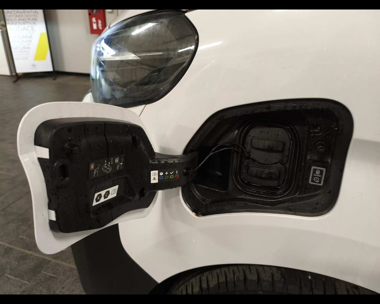 Foto PEUGEOT e-EXPERT Standard- Pacco batteria 75 kWh