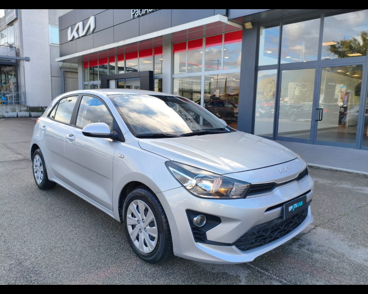 Foto KIA Rio 1.2 Urban Gpl 82cv