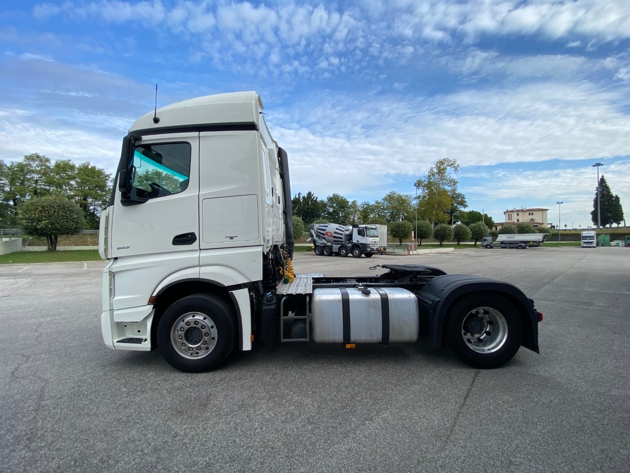 Mercedes Actros actros 1843 LS flat cab. Str.Sp. 2,5 Euro VI - 5