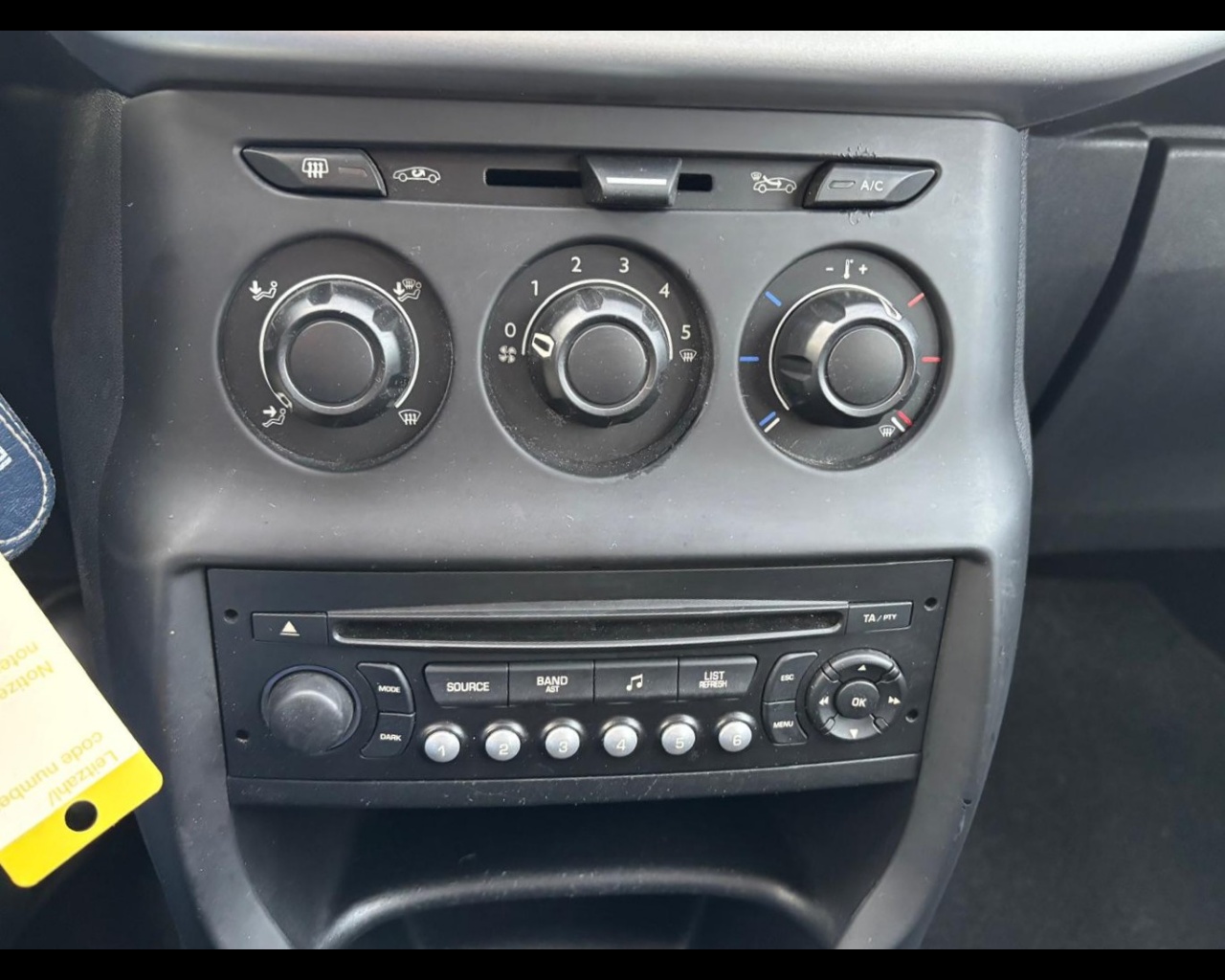 Foto CITROEN C3 1.1 Attraction