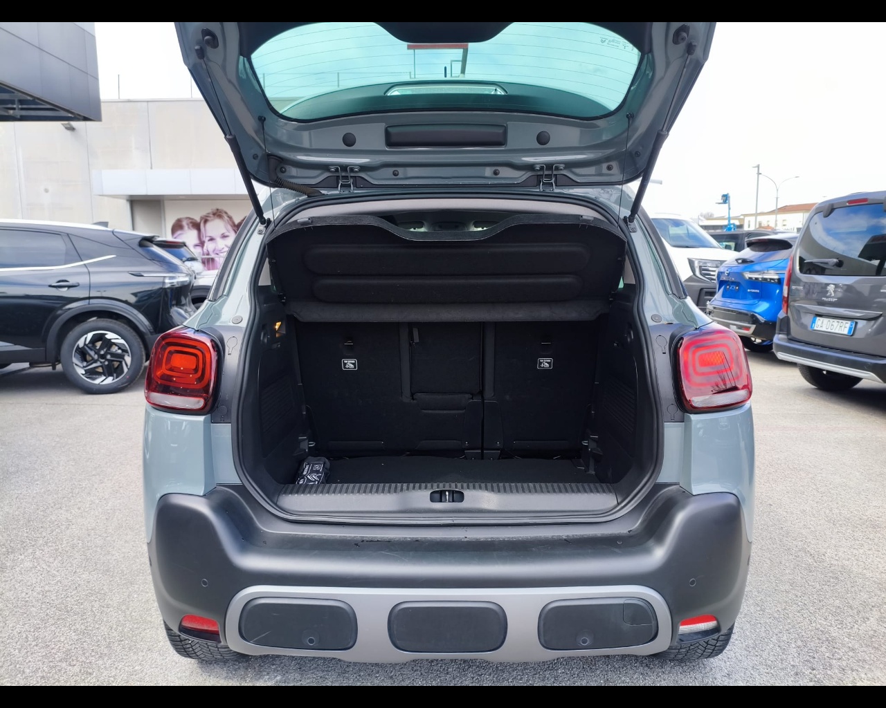 Foto CITROEN C3 Aircross 1.2 puretech Shine Pack s&s 110cv