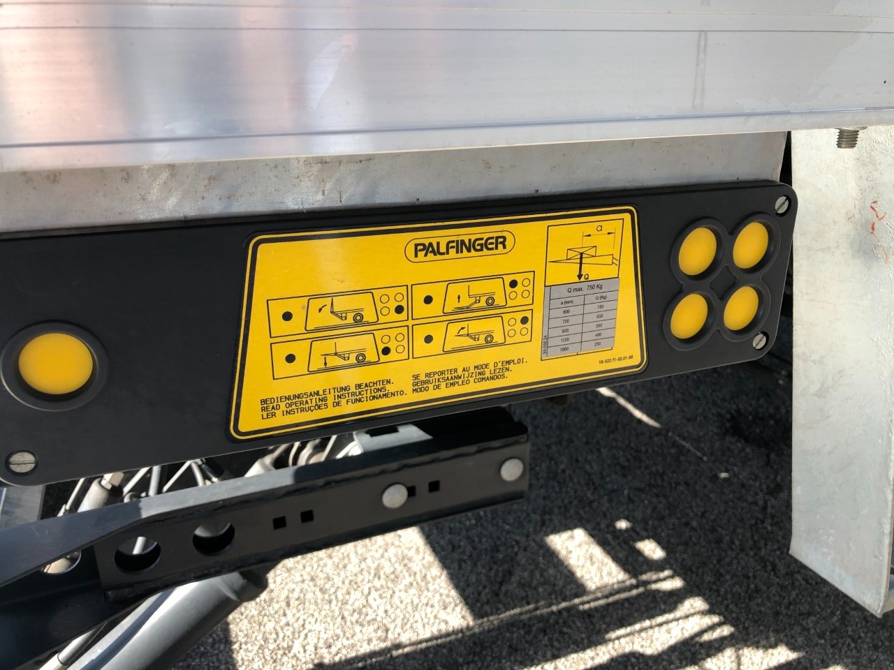 Mitsubishi Canter IV 3.5 TF E6 2016 canter 3.5 TF C 15/28 new cab Comf. Euro VI - 13