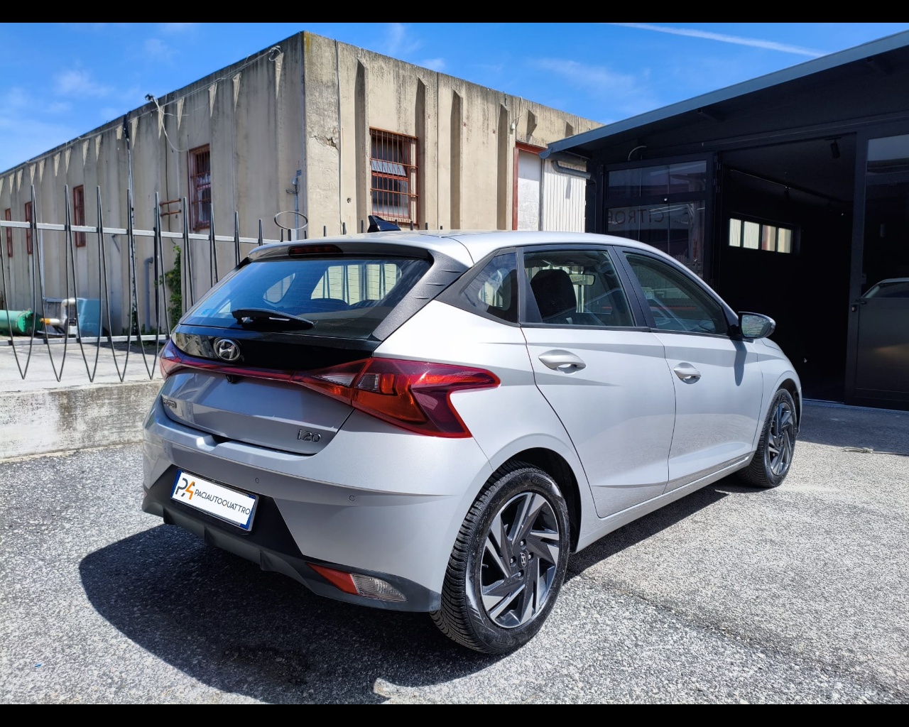 Foto HYUNDAI i20 1.2 mpi Connectline