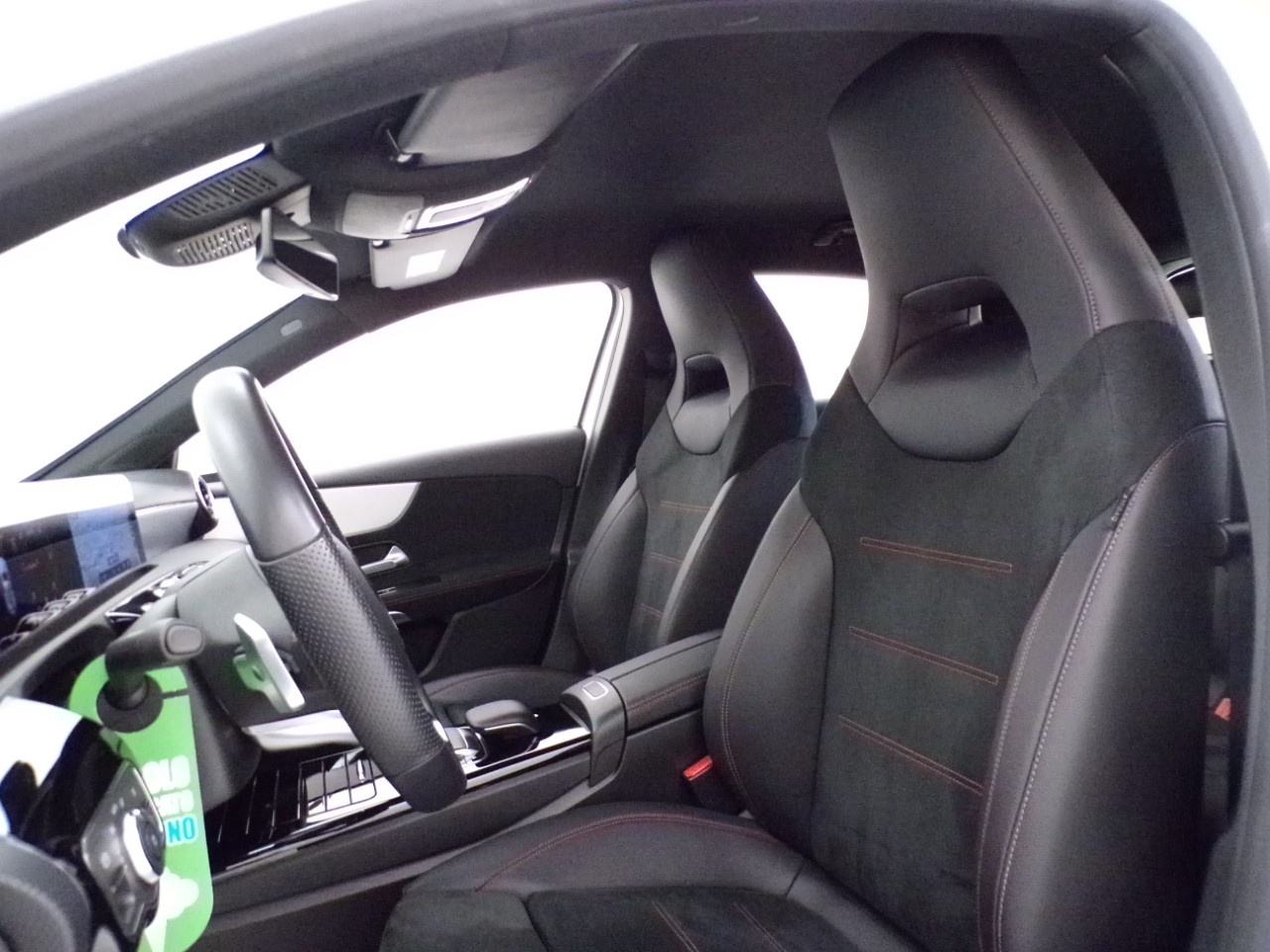 Mercedes Classe A Classe A 180 D Premium 7G-DCT - 12