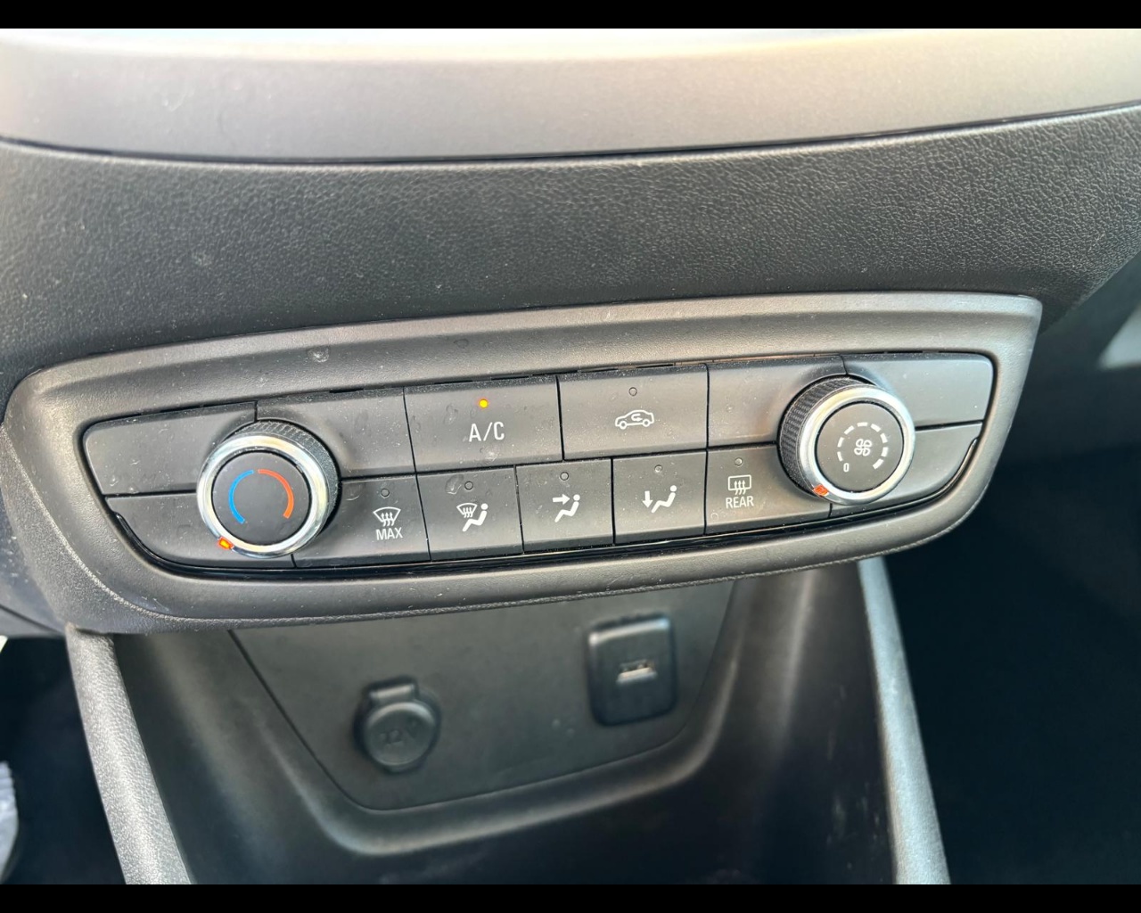 Foto OPEL Crossland 1.2 Edition s&s 83cv