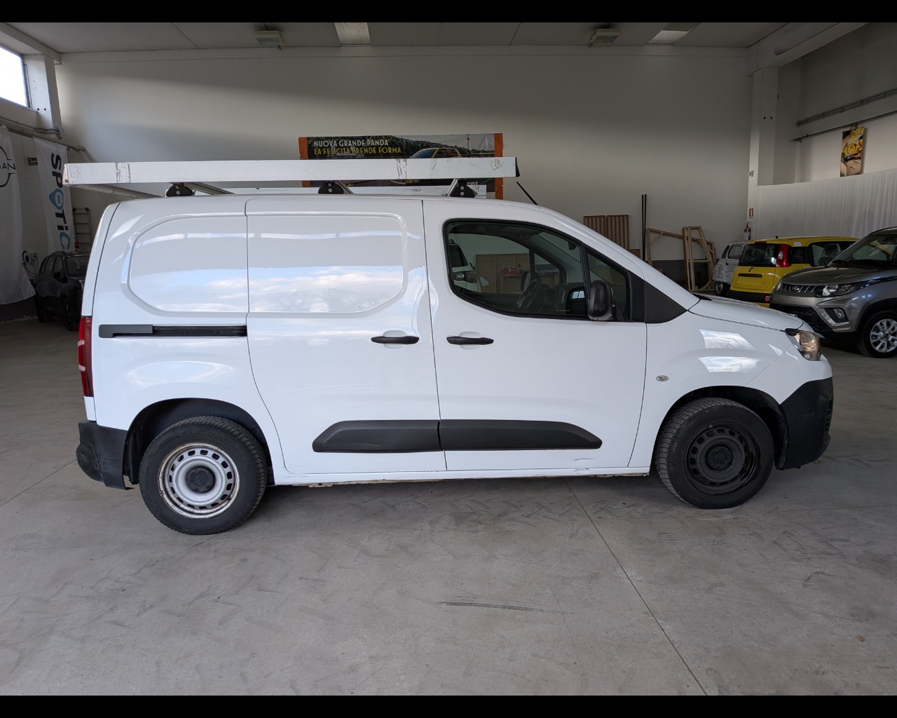 Foto CITROEN Berlingo van M 1.5 bluehdi 75cv S&S Club 3p.ti