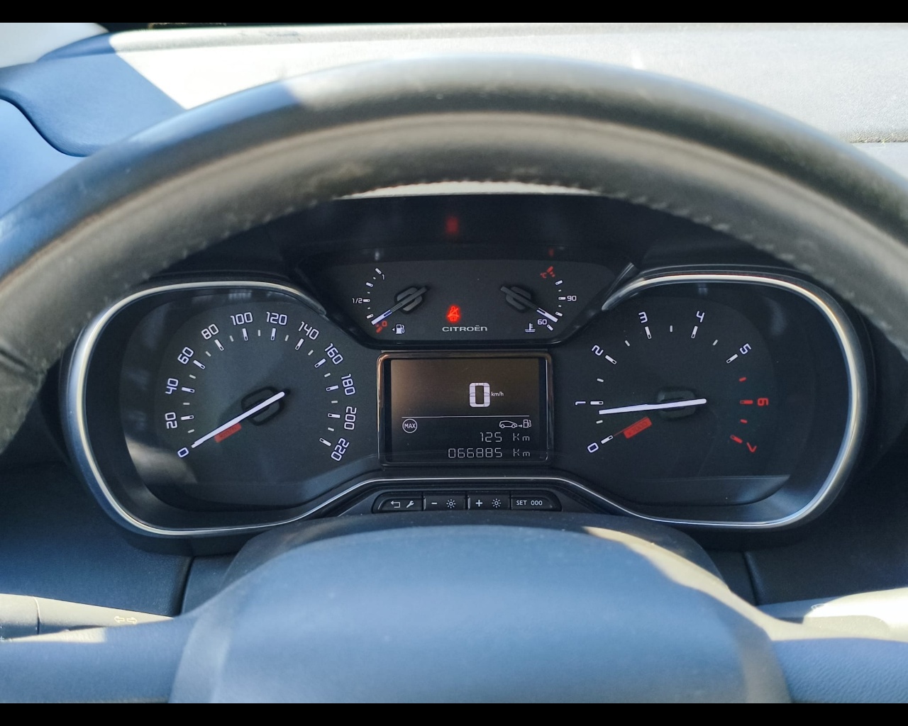 Foto CITROEN C3 Aircross 1.2 puretech Shine Pack s&s 110cv