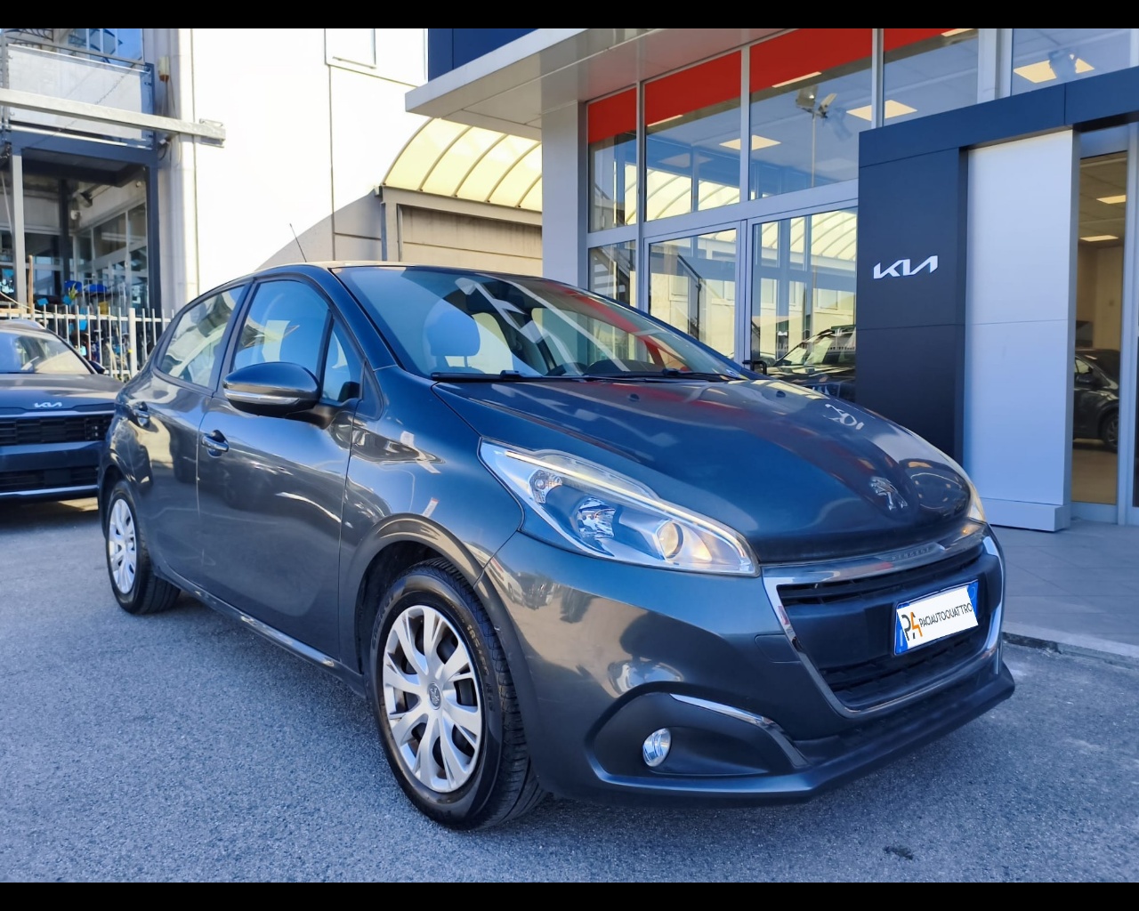 Foto PEUGEOT 208 5p 1.0 puretech Active 68cv