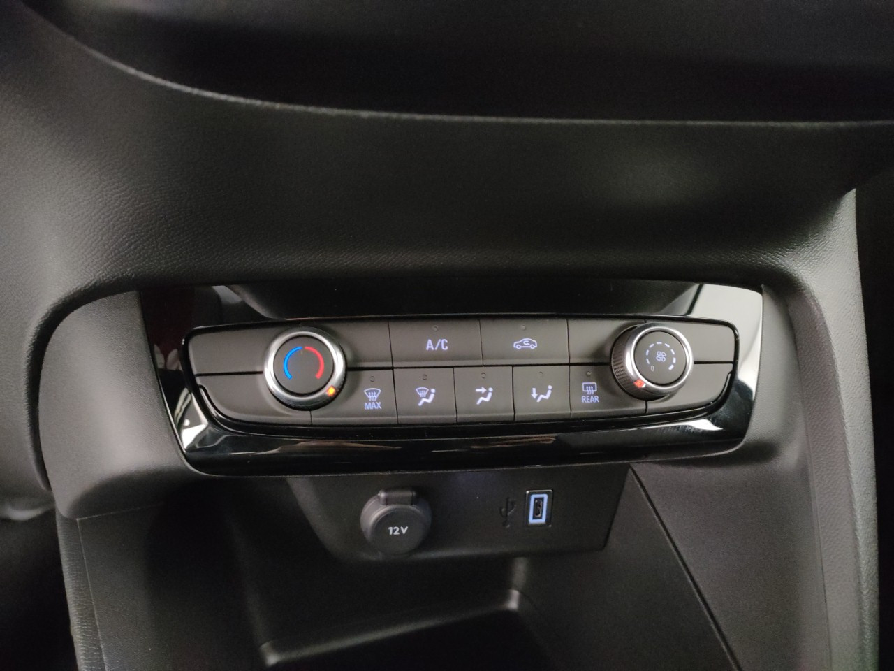 Opel Corsa Nuovo  Corsa Porto Mantovano