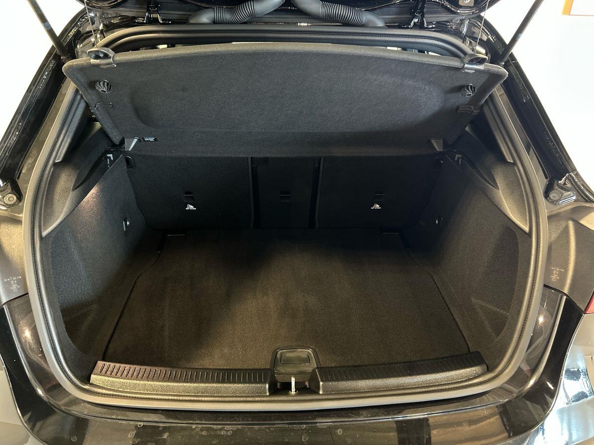Mercedes Classe A Classe A 180 D Advanced Plus AMG Line 8G-DCT - 8
