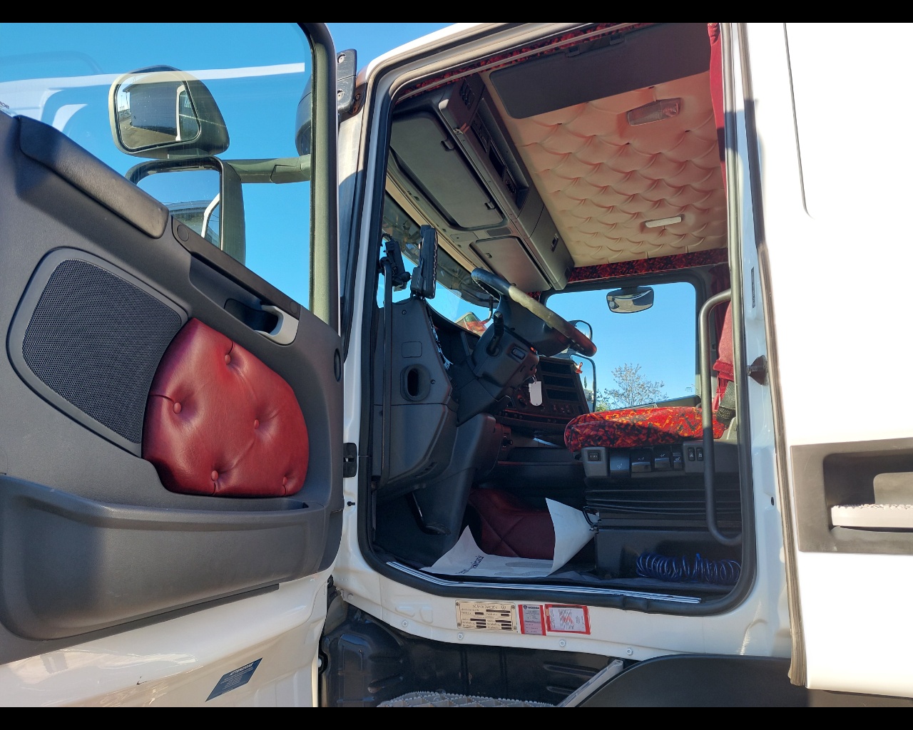 Scania Lungo Raggio LB 32 R 560 LB 8x2*6 HNB - 18