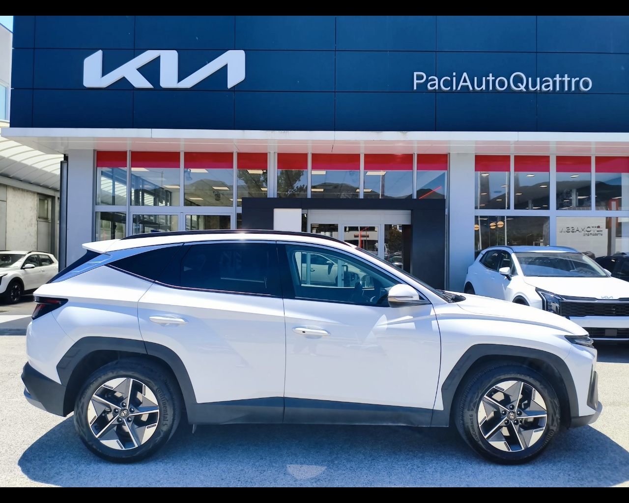 Foto HYUNDAI Tucson 1.6 crdi 48V Business 2wd dct