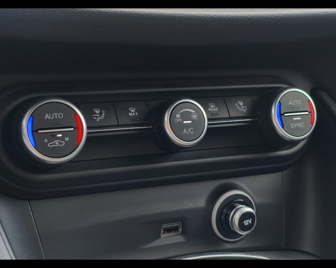 Foto ALFA ROMEO Stelvio 2.2 t Sprint Q4 210cv auto