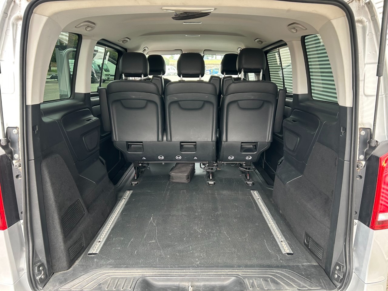 Mercedes Vito vito 119 cdi compact mixto Business auto E6 - 12
