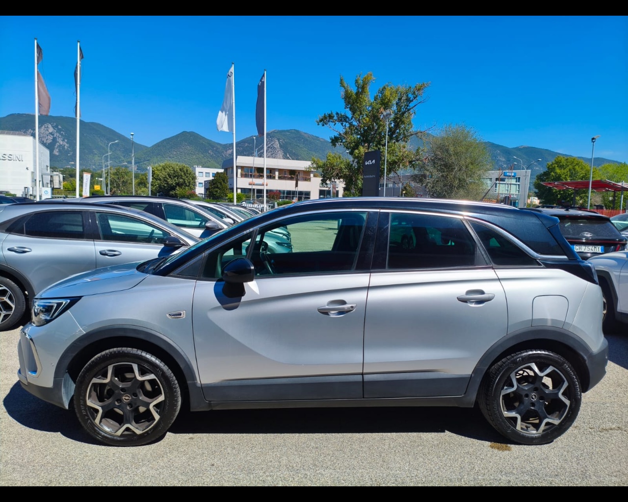 Foto OPEL Crossland 1.2 Elegance + Ultimate pack s&s 130cv at6