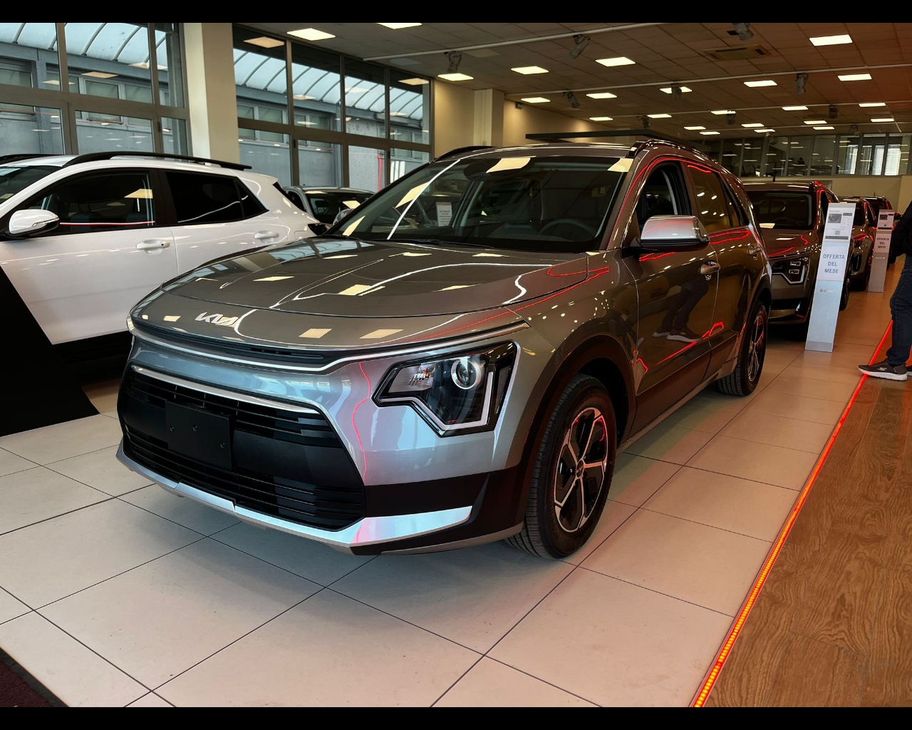 KIA NIRO 1.6 MY25 HEV BUSINESS pronta consegna