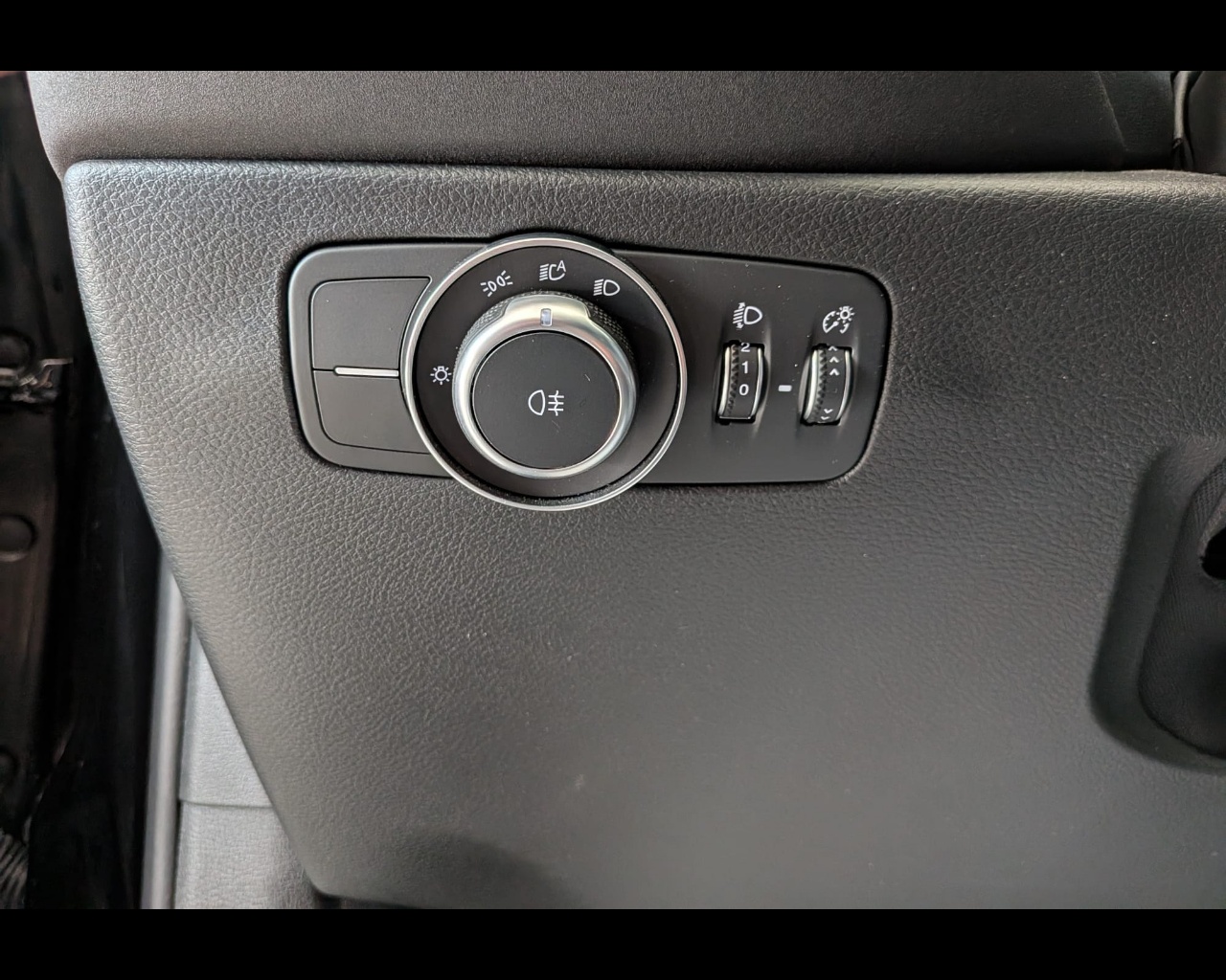 Foto ALFA ROMEO Tonale 1.5 hybrid Sprint 160cv tct7