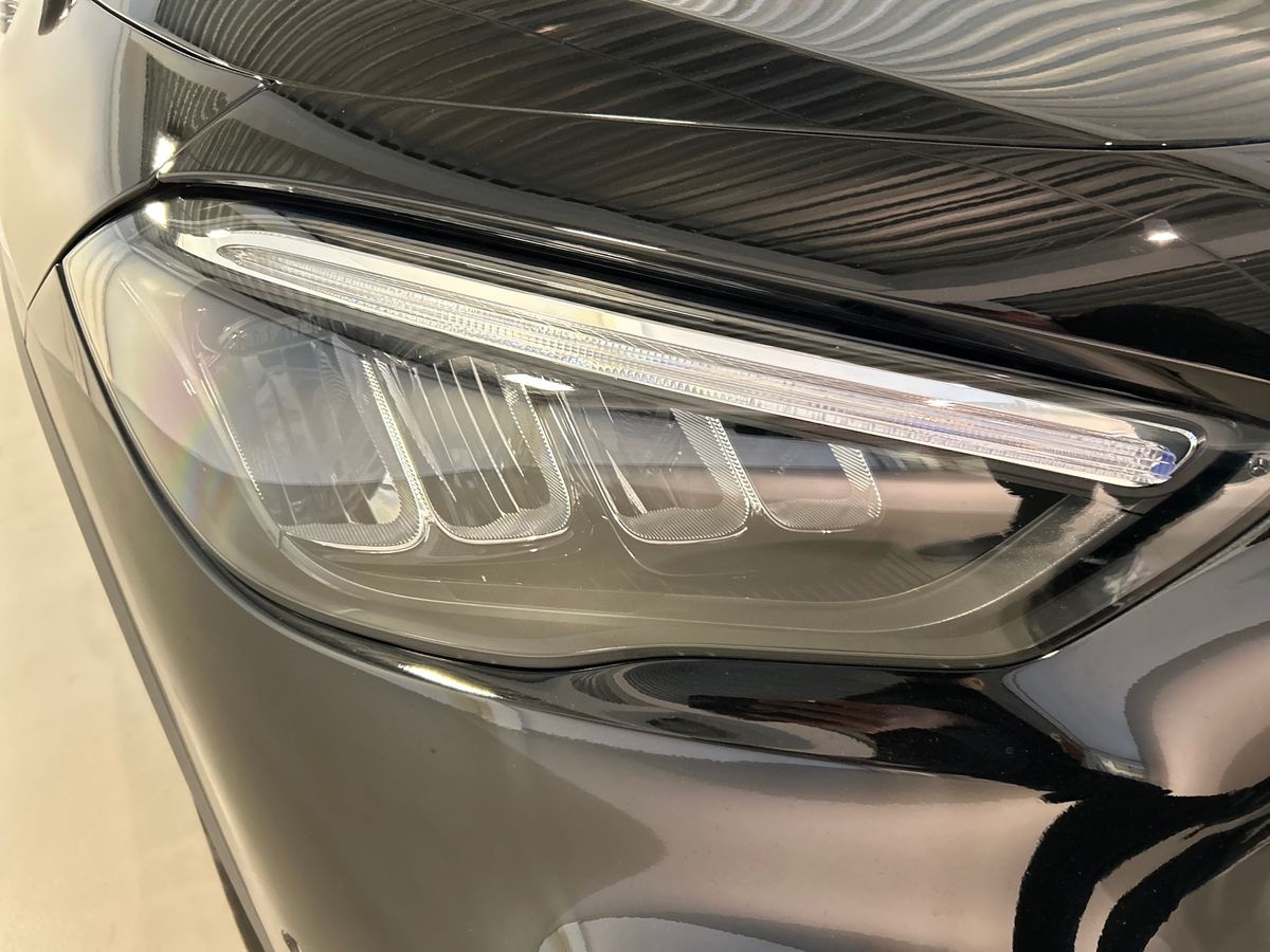 Mercedes  GLA 180 D Advanced 8G-DCT - 7