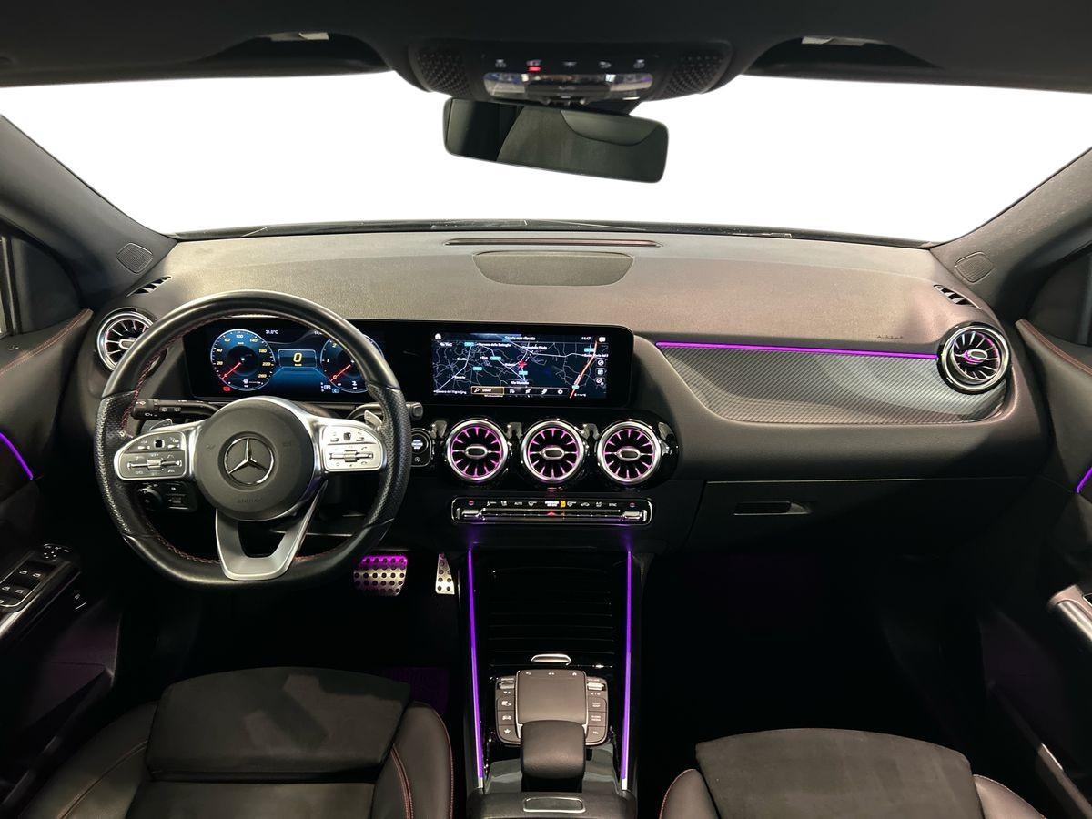 Mercedes GLA GLA 220 D Premium 4Matic 8G-DCT - 9