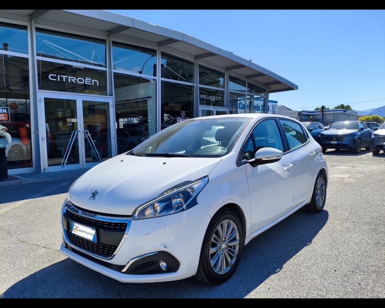 PEUGEOT 208 5p 1.2 puretech Active 82cv Usata