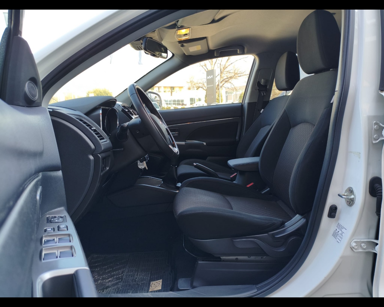 Foto MITSUBISHI ASX 1.6 Instyle navi 2wd Gpl