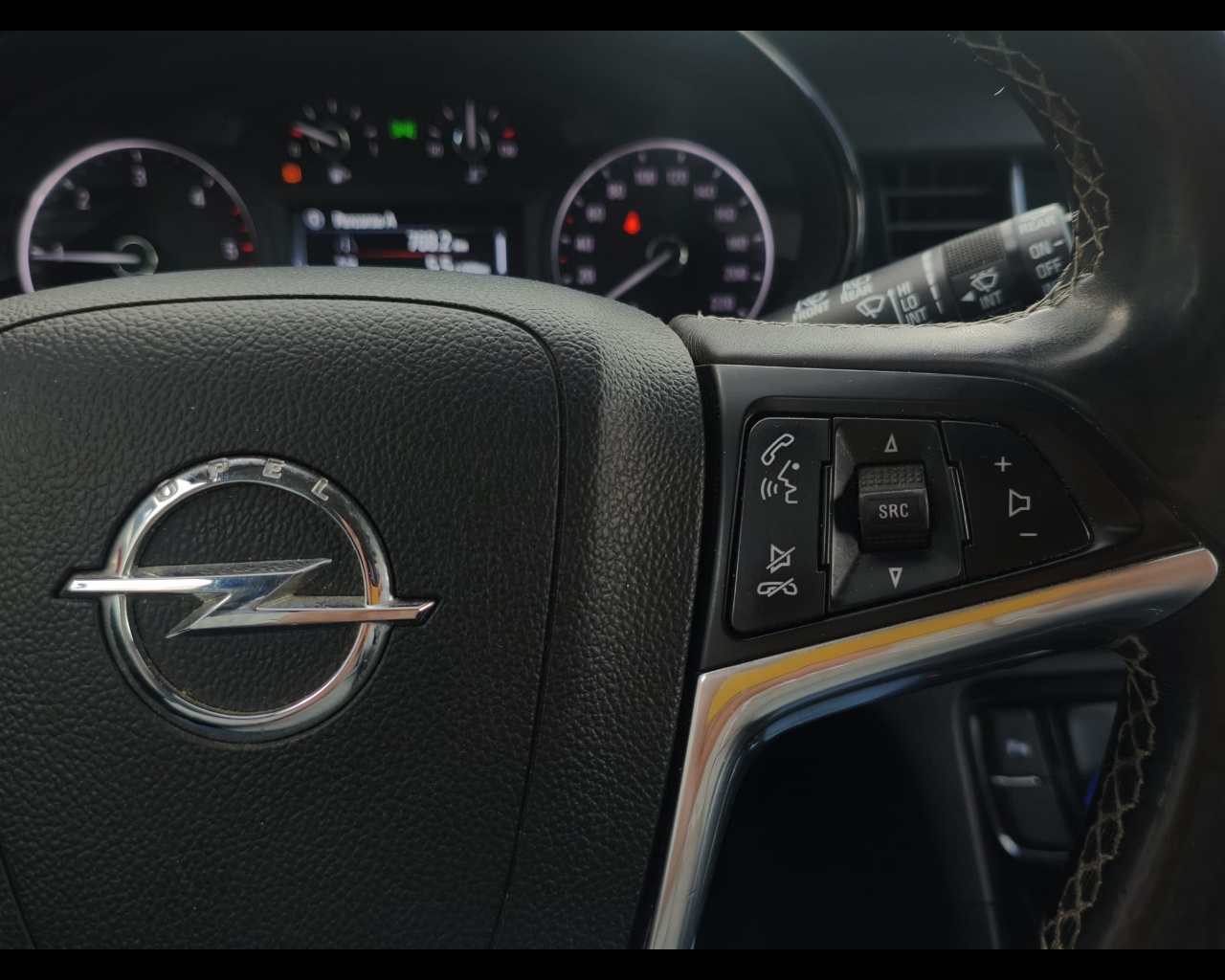 Foto OPEL Mokka X 1.6 cdti Innovation 4x2 136cv auto