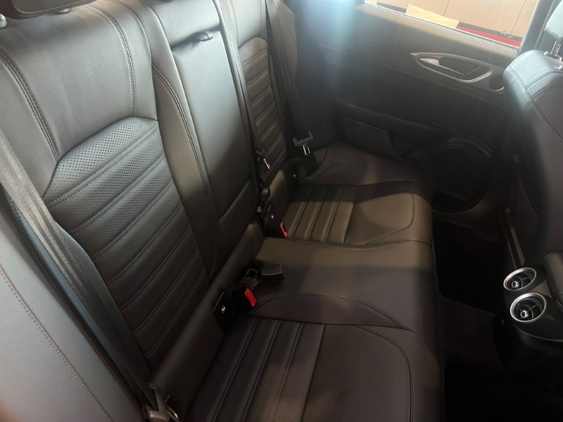 ALFA ROMEO – Giulia 2.0 Turbo 280 CV AT8 AWD Q4 Veloce