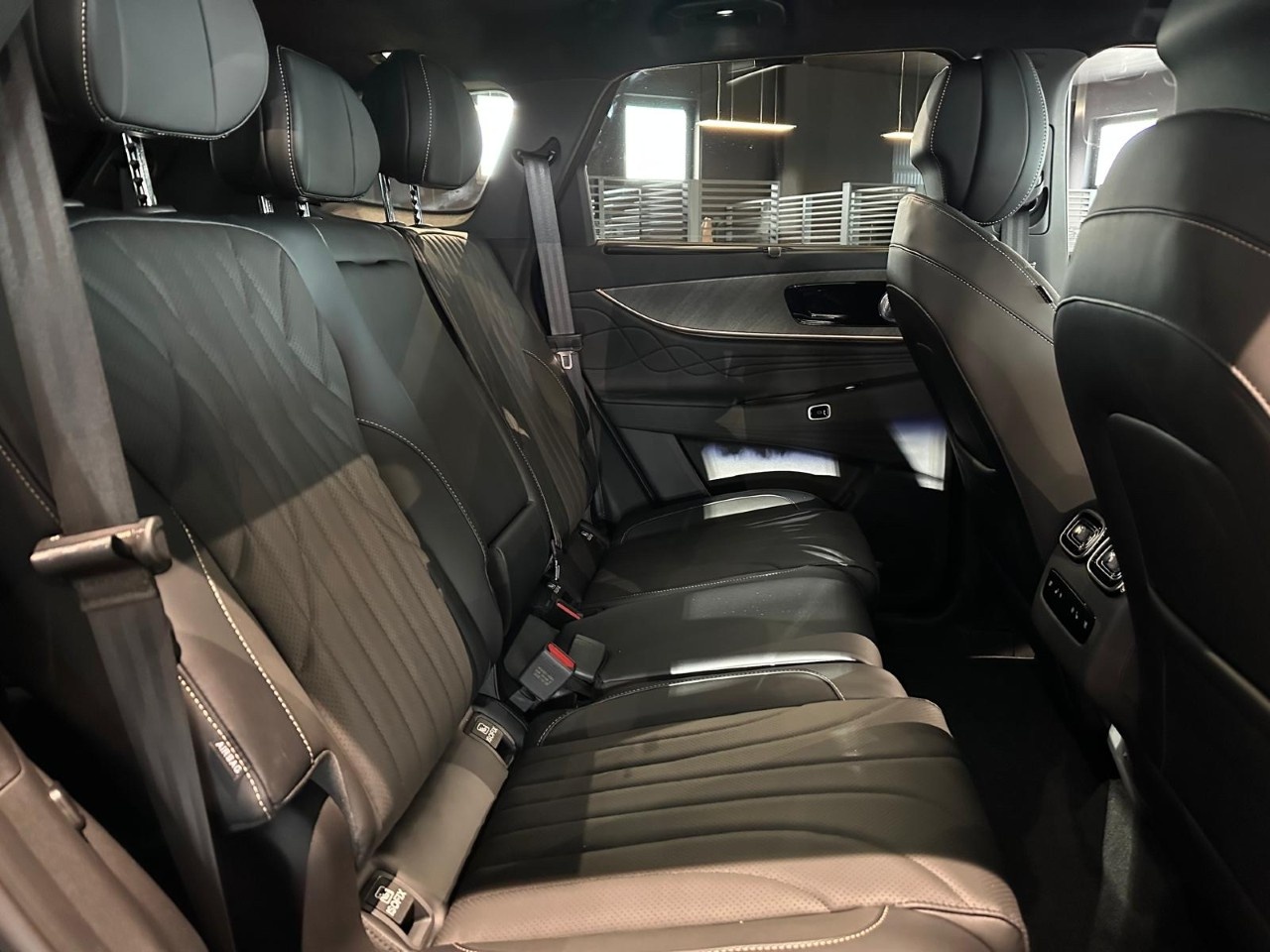Jaecoo JAECOO 8 8 - SHS-P 1.5TGDI Trazione AWD - Exclusive - 6