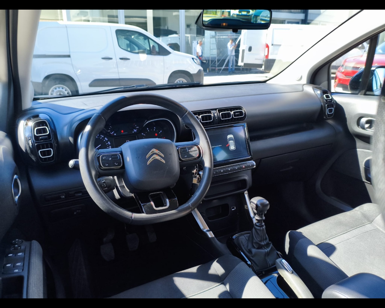 Foto CITROEN C3 Aircross 1.2 puretech Shine Pack s&s 110cv