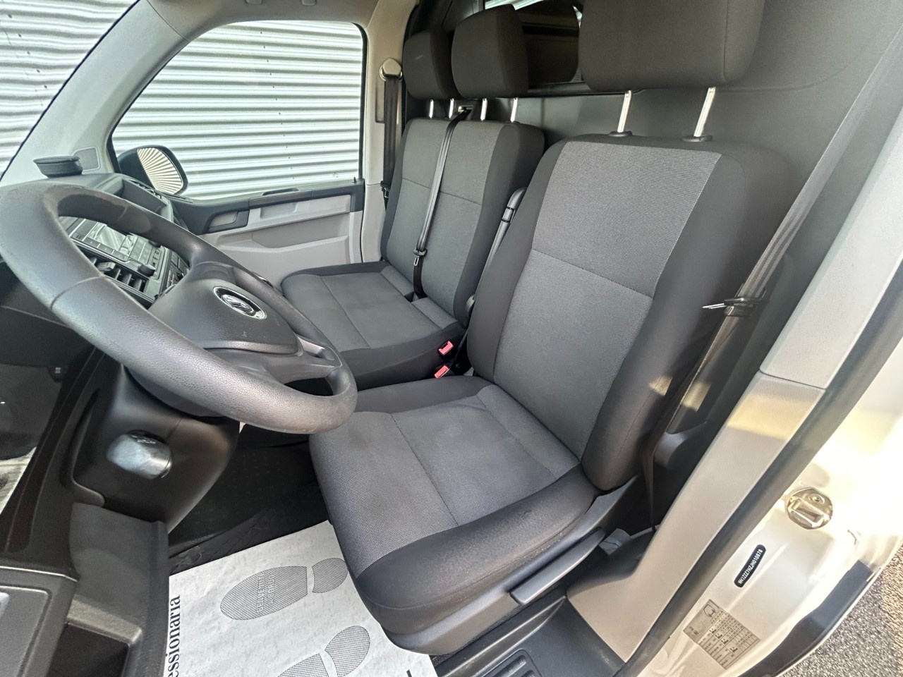 Volkswagen T6 Transporter transp.28 2.0 tdi 150cv business p.c. E6 - 12