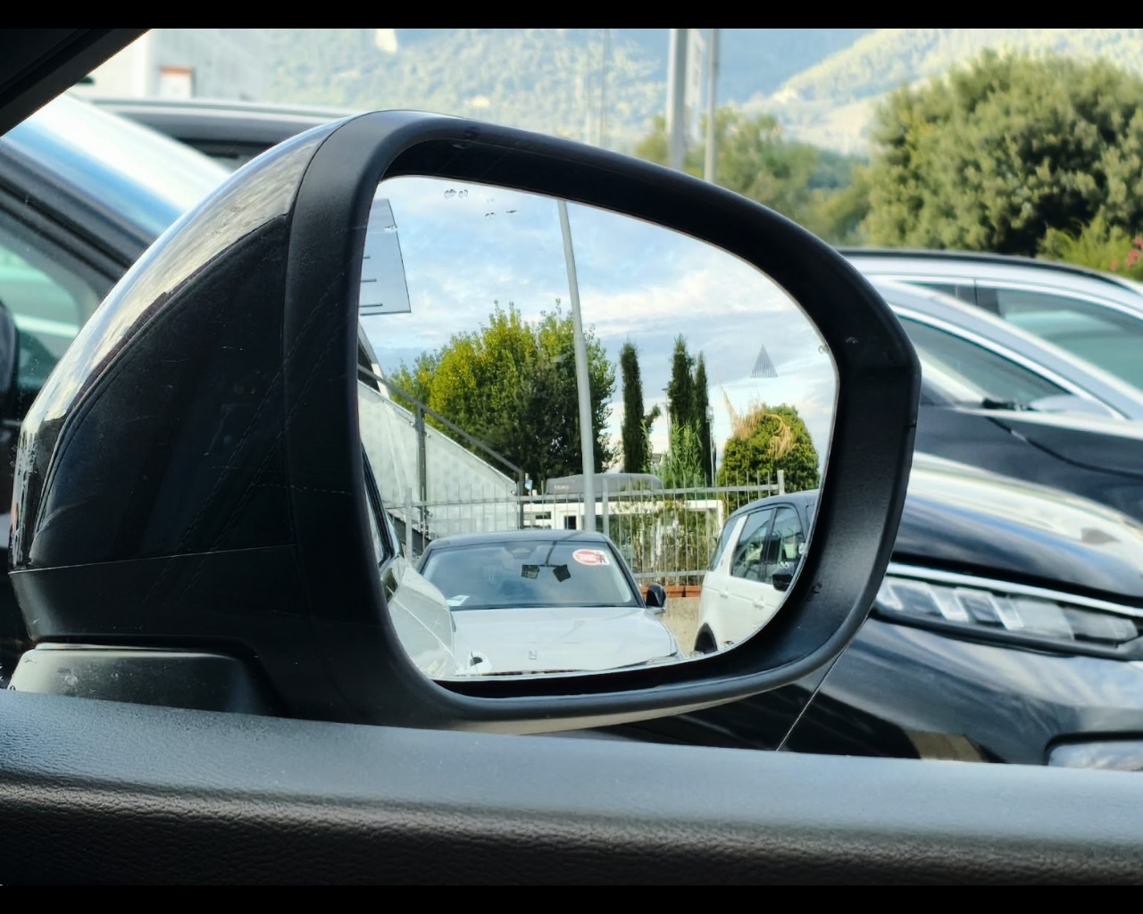 Foto NISSAN Qashqai 1.5 e-power N-Connecta 2wd