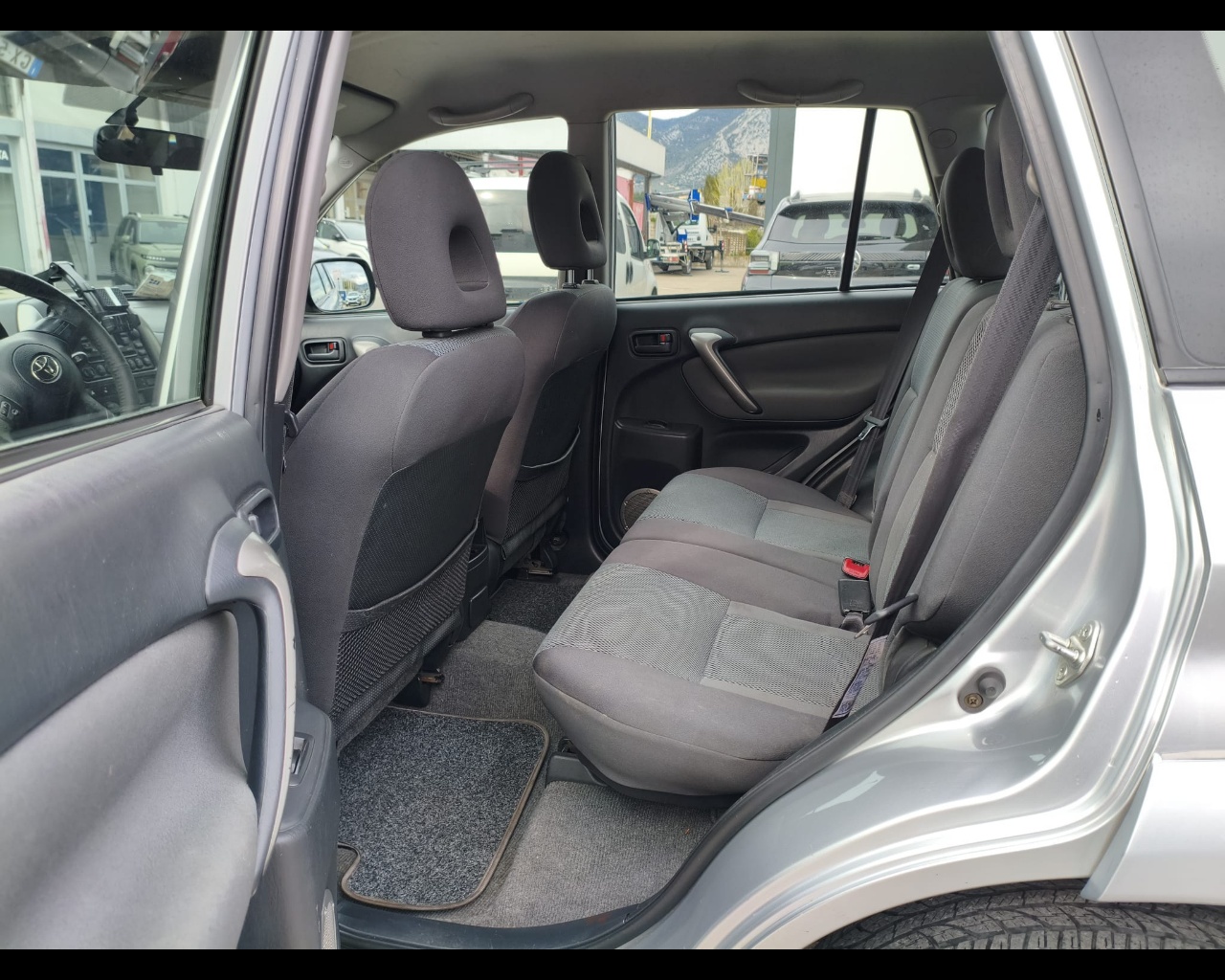 Foto TOYOTA RAV4 5p 2.0 d-4d 16v FL