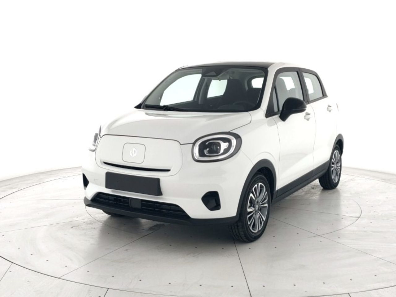 Leapmotor T03 Nuovo Elettrico T03 Porto Mantovano