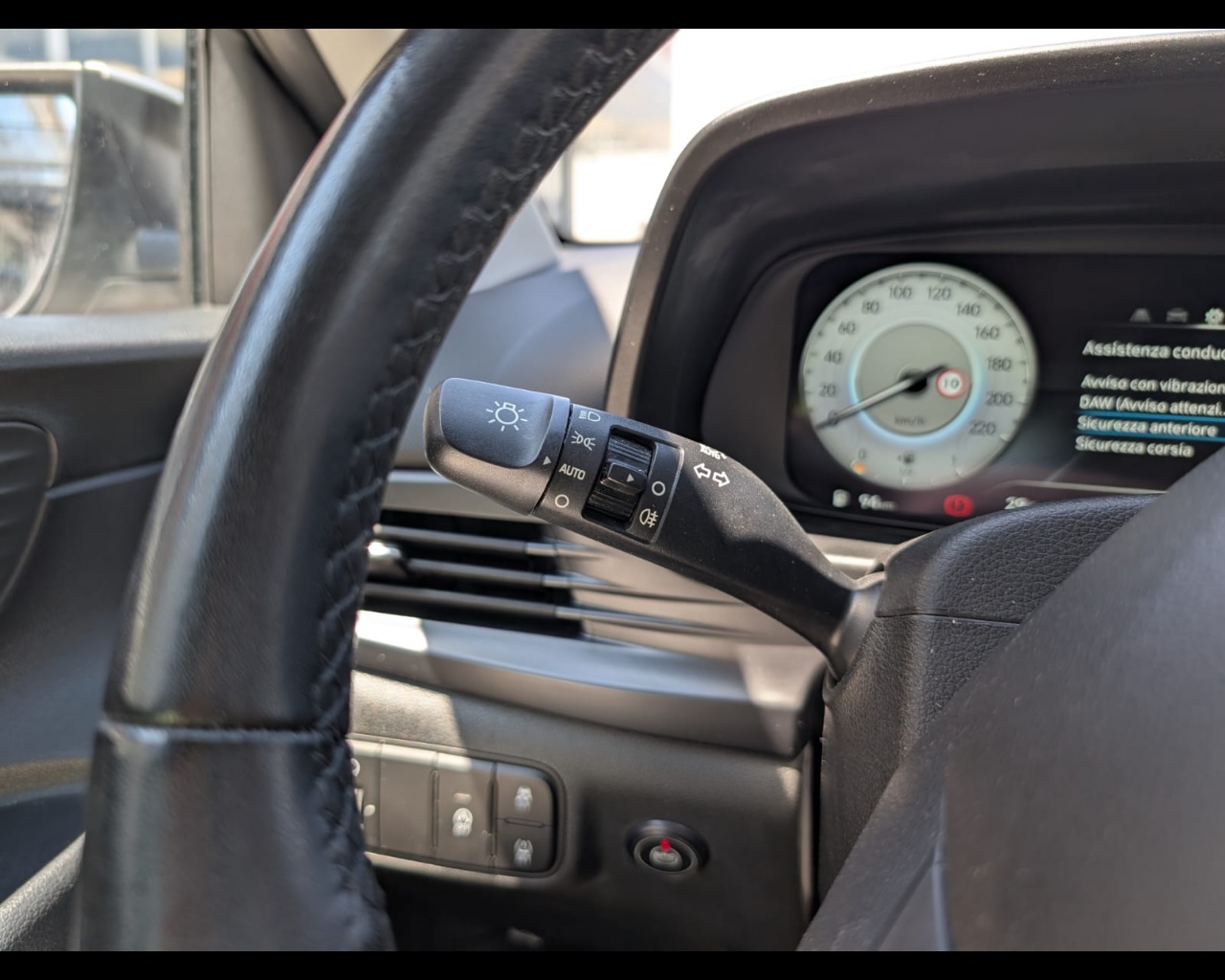 Foto HYUNDAI i20 1.2 Connectline Gpl