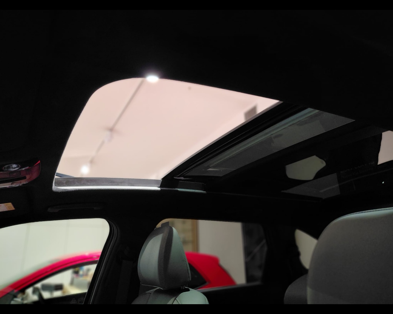 Foto KIA SORENTO MY25 1.6 PHEV AWD STYLE SR