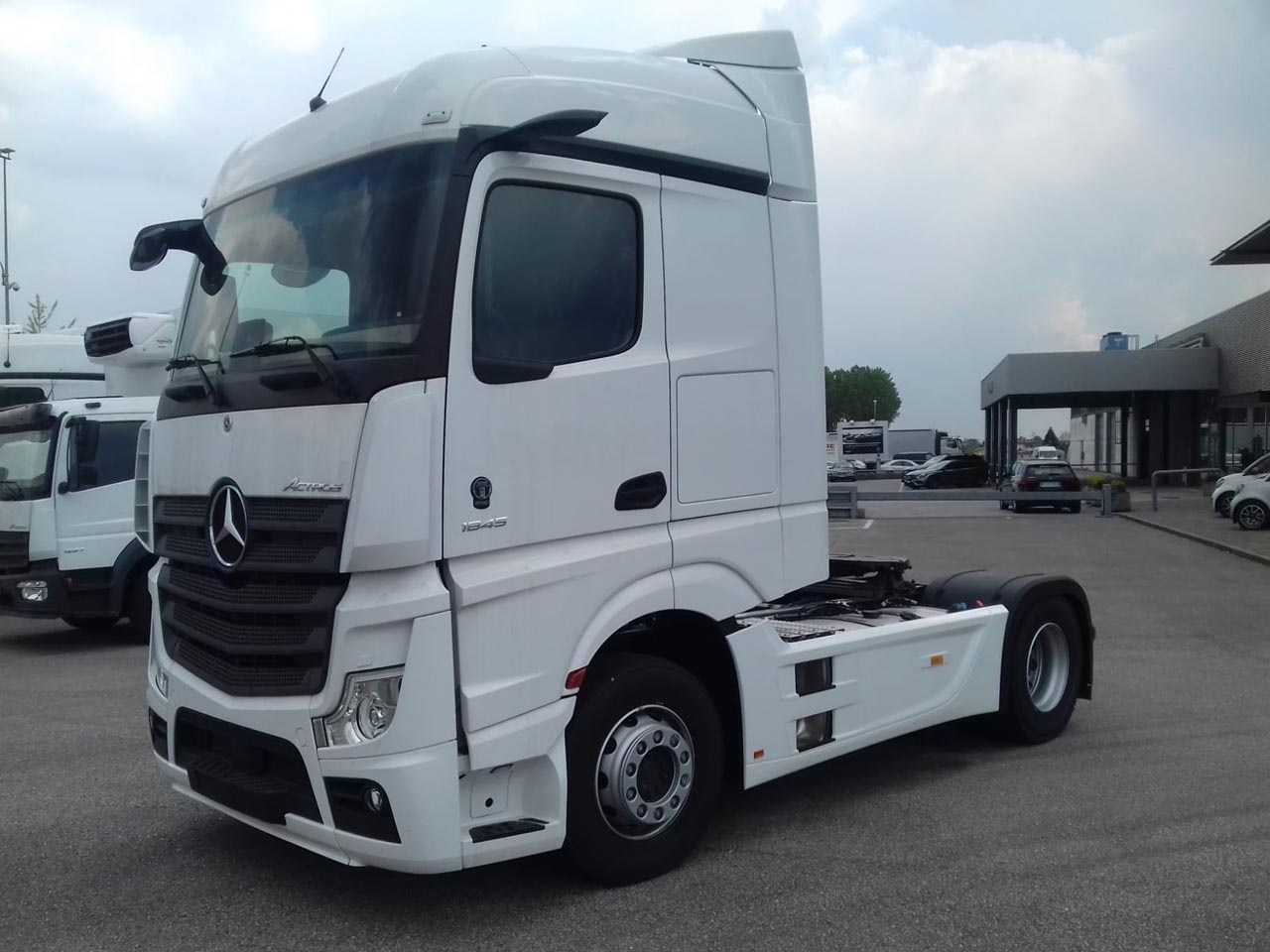 Mercedes Actros New Actros 1845 LS Linea