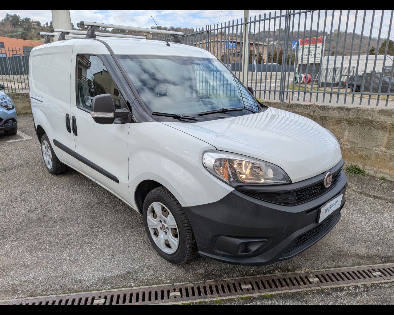Foto FIAT Doblo cargo 1.3 mjt 16v SX 90cv E5+ F.L.