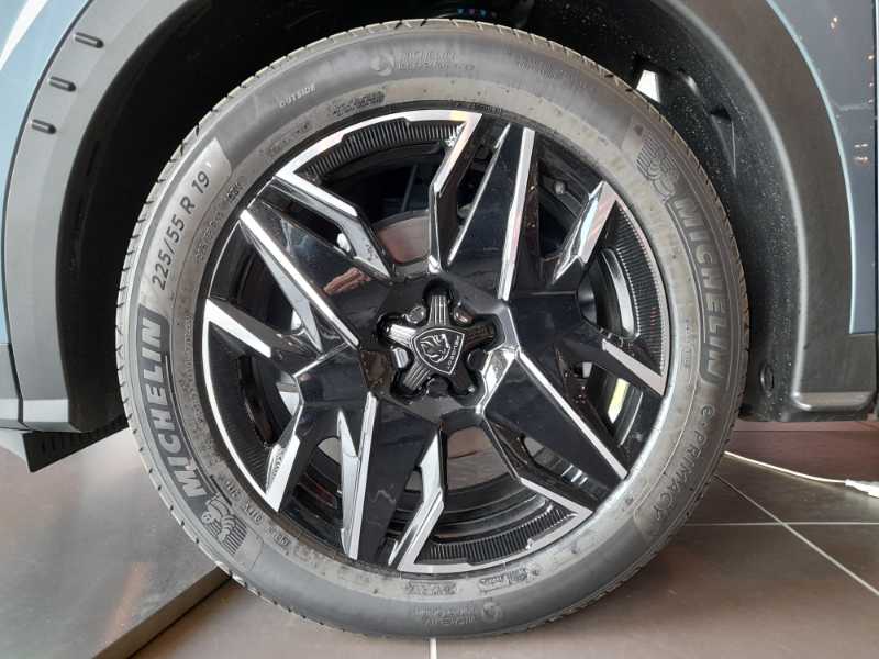 Nuovo 3008 Allure - Hybrid 136 E-dcs6