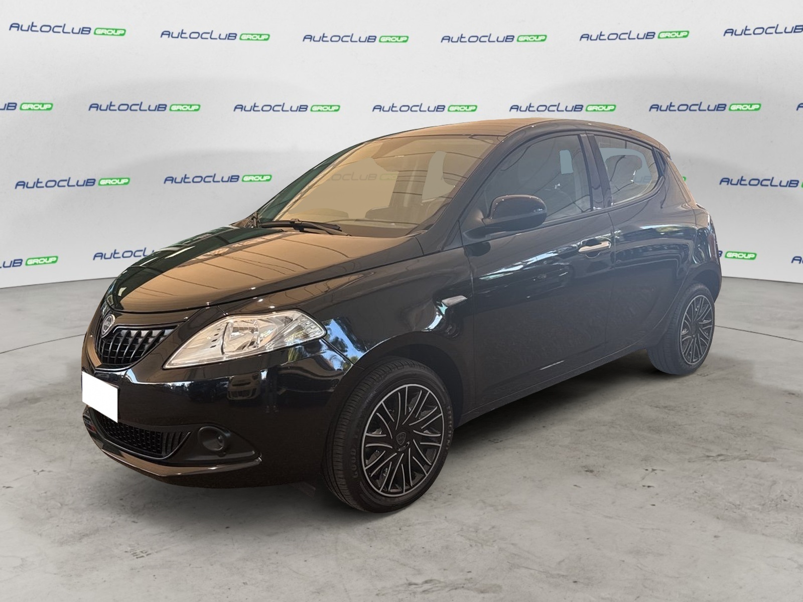 Foto LANCIA Ypsilon III 2021 - Ypsilon 1.0 firefly hybrid Oro s&s 70cv