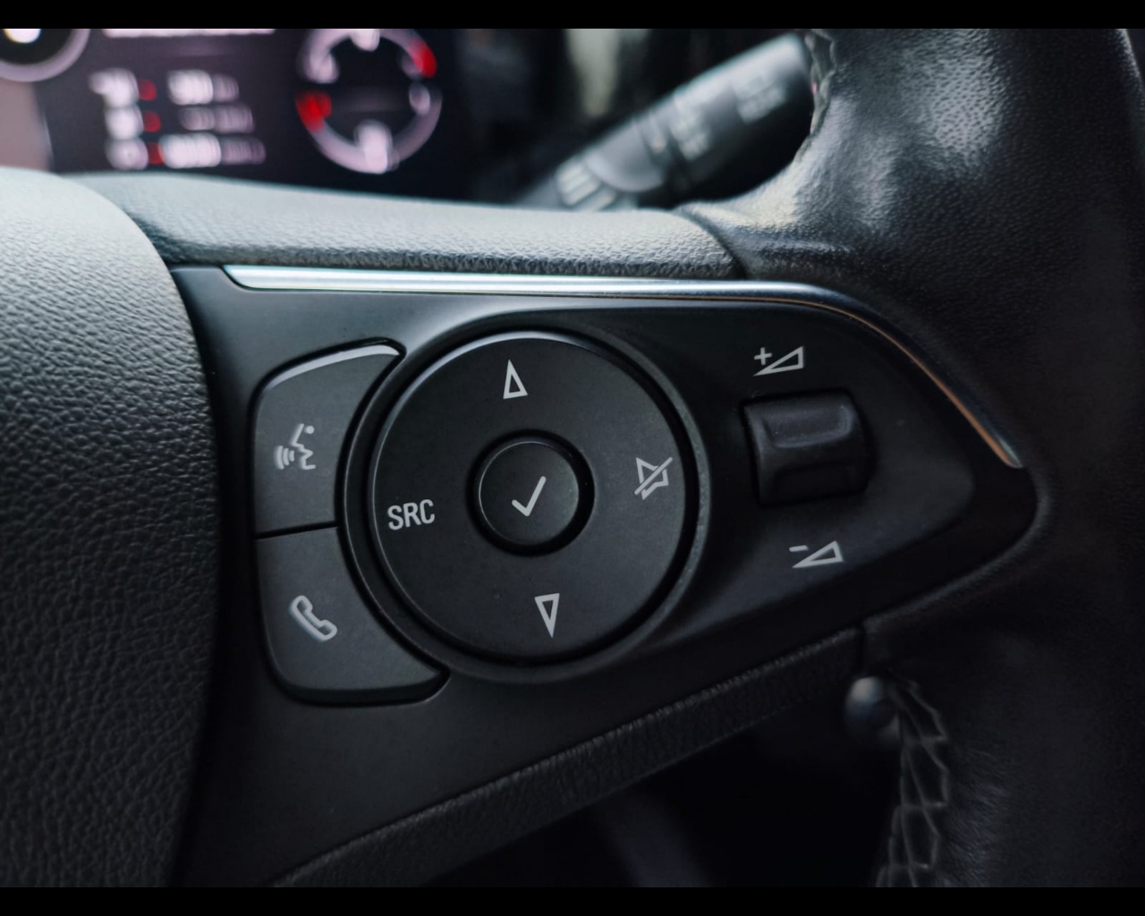 Foto OPEL Mokka 1.2 t Ultimate s&s 130cv