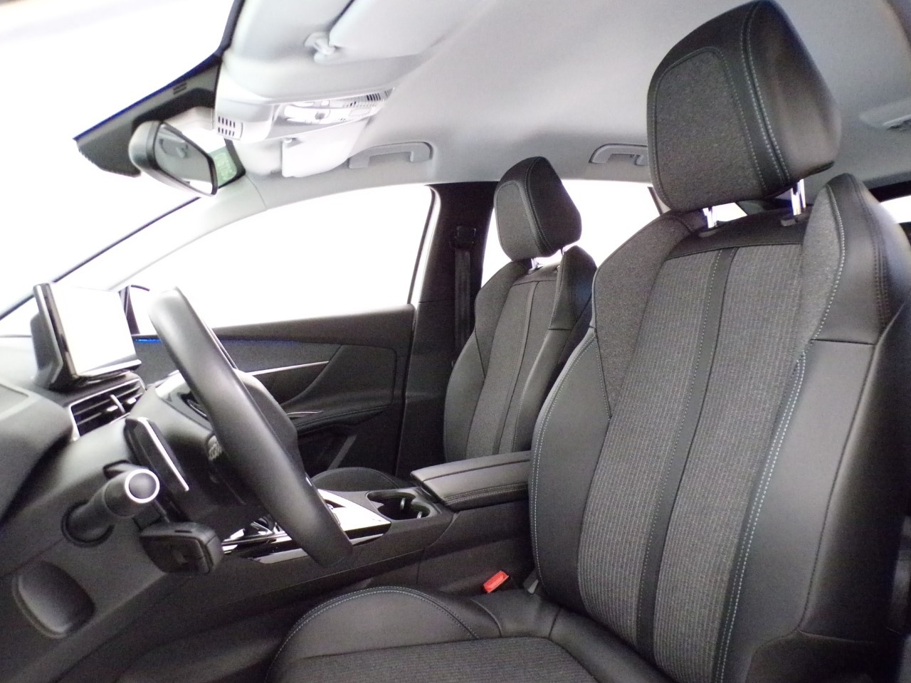 Peugeot 3008 3008 1.2 PureTech Turbo Allure Pack EAT8 - 13