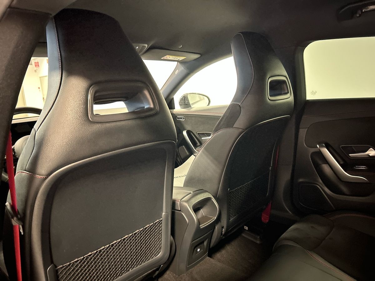 Mercedes-AMG  CLA AMG Shooting Brake 35 AMG Line Advanced Plus 4Matic 8G-DCT - 18