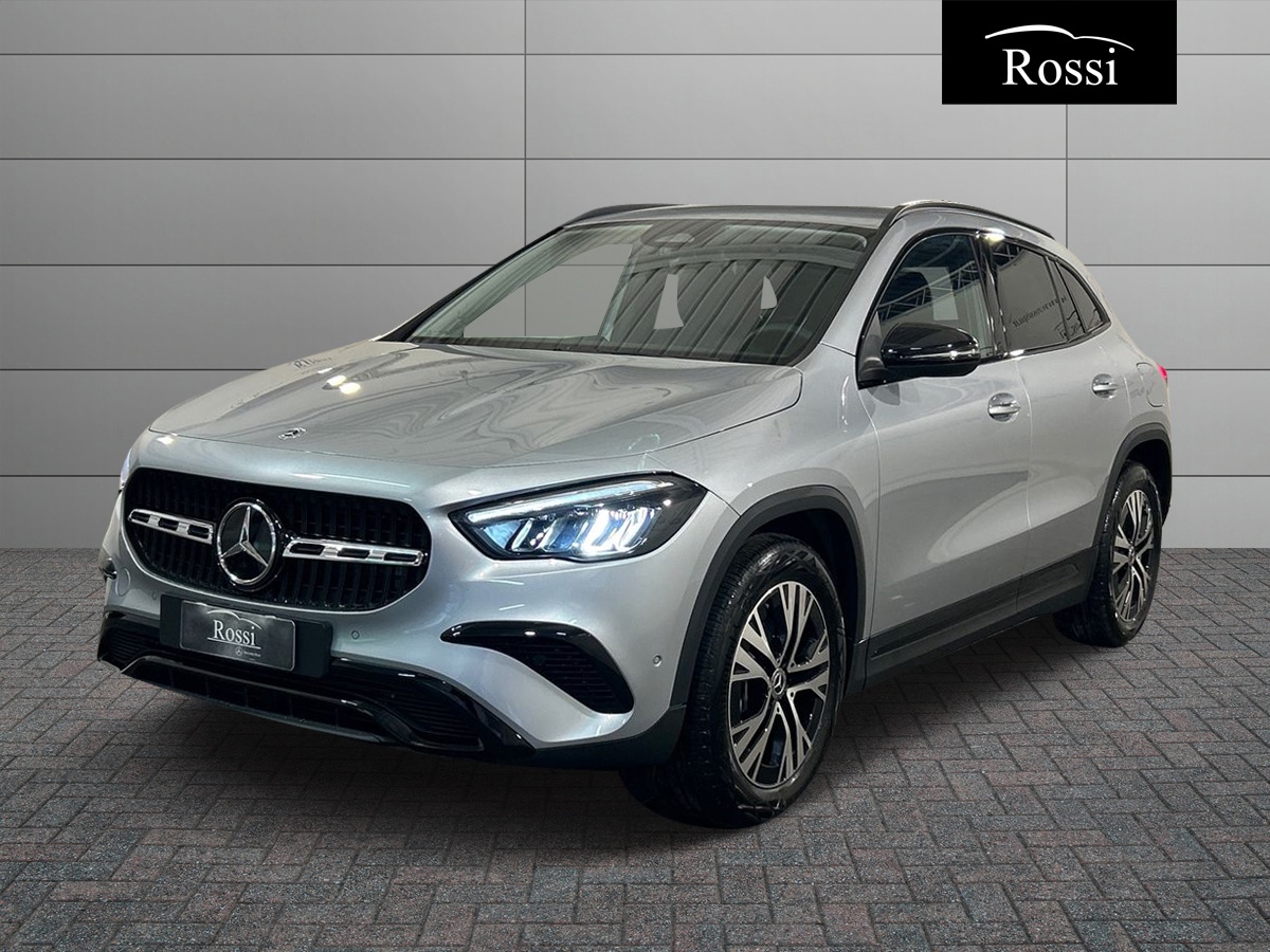 Mercedes-Benz GLA 200 d automatic