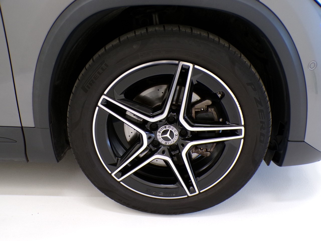 Mercedes GLA GLA 200 D Premium 4Matic 8G-DCT - 4