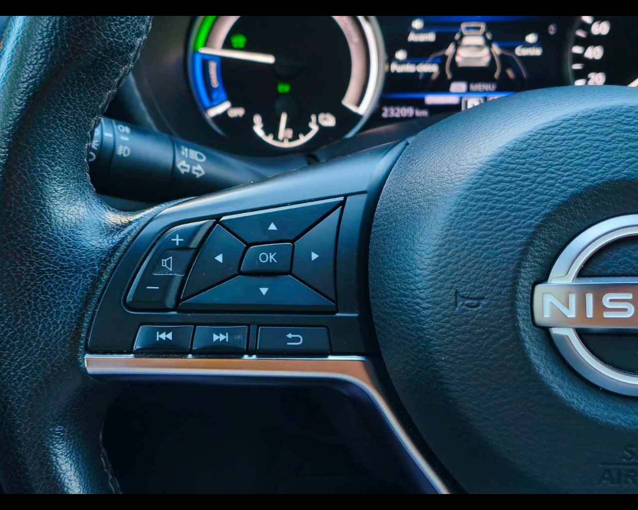 Foto NISSAN Juke 1.6 hev N-Design