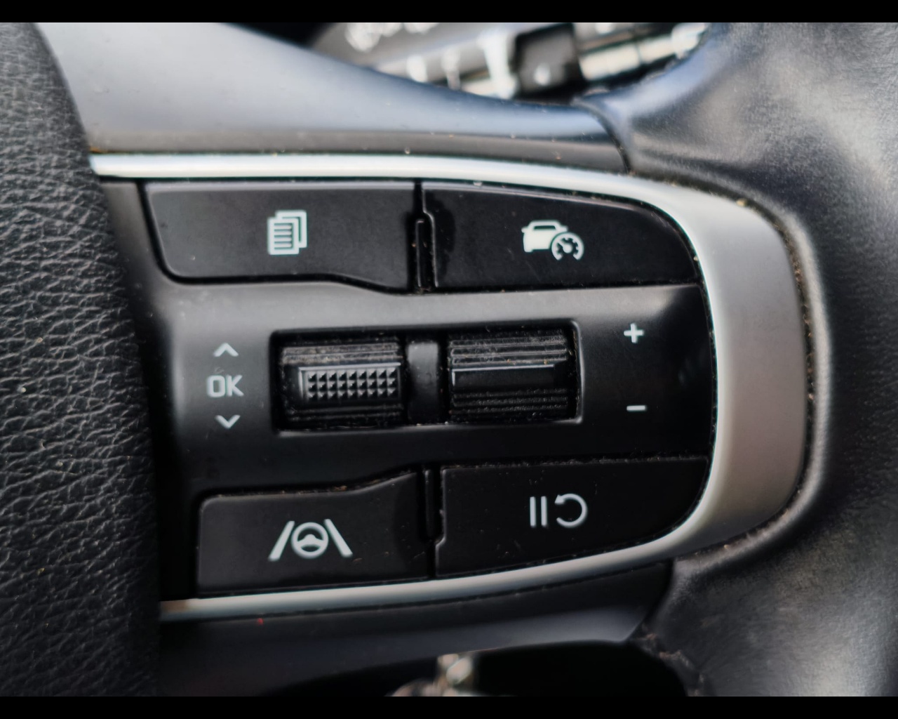 Foto KIA Sportage 1.6 crdi mhev Business imt