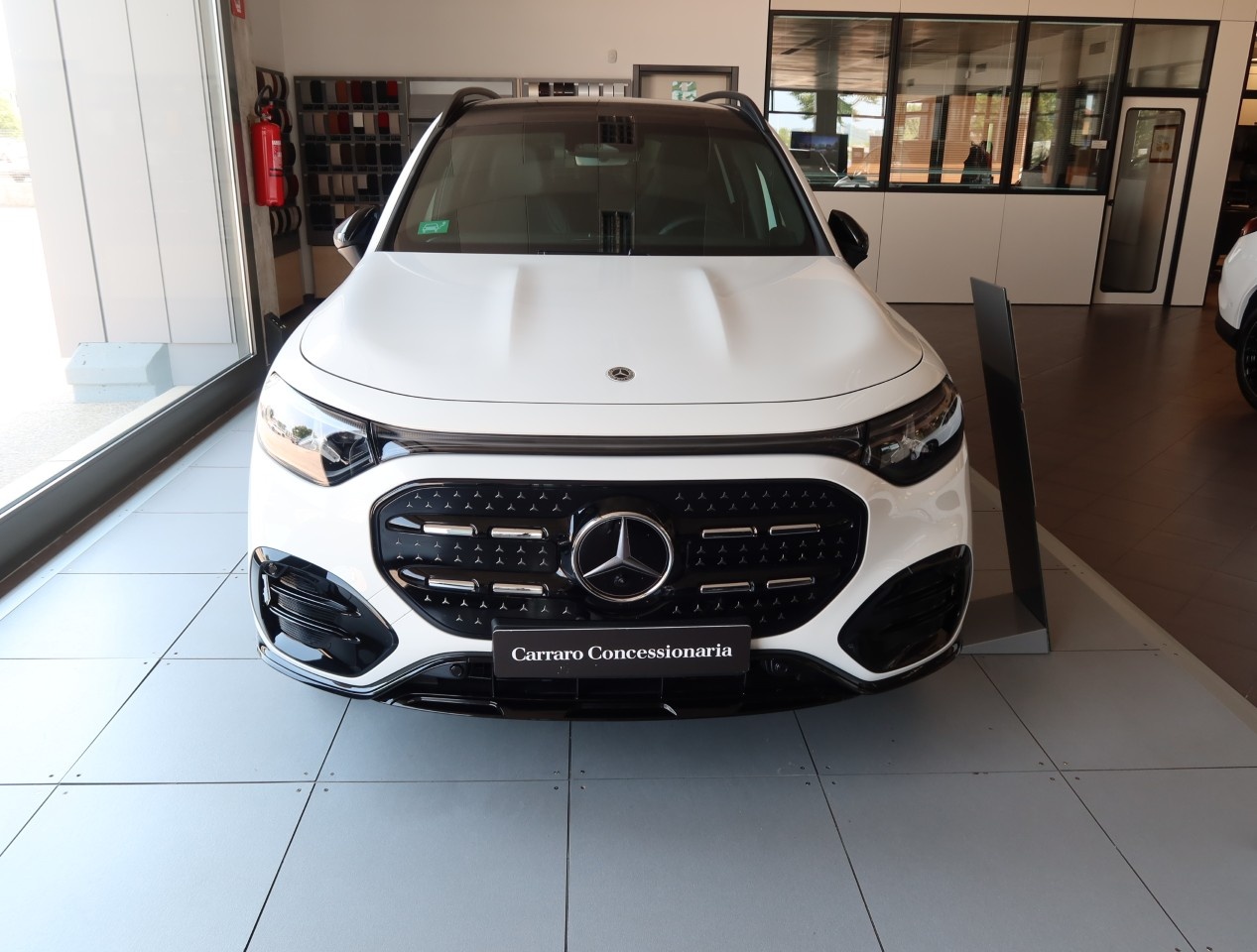 Mercedes GLB Elettrica GLB 250+ con tecnologia EQ Advanced Plus - 2