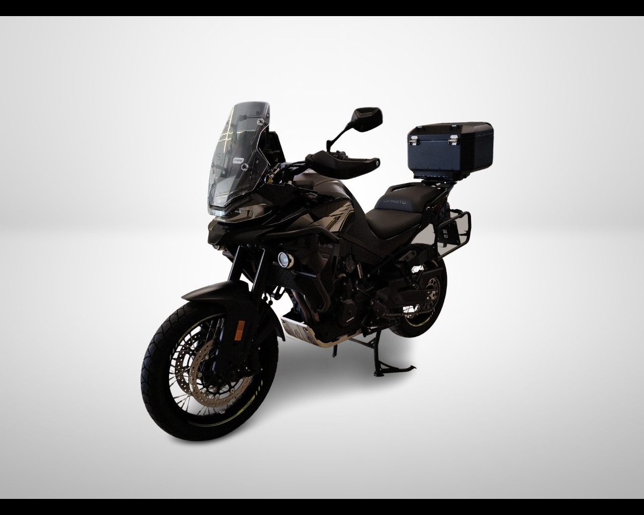 CFMOTO 800MT