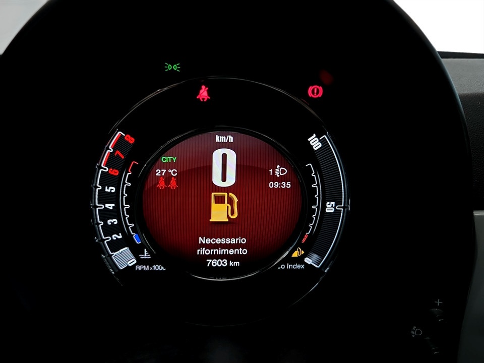 FIAT 500 500C 1.0 hybrid Dolcevita 70cv Ibrida usato - 8