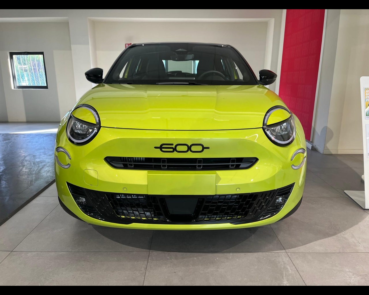 Foto FIAT 600 Hybrid Sport Edizione Milano Cortina 2026 1.2 Hybrid 145cv